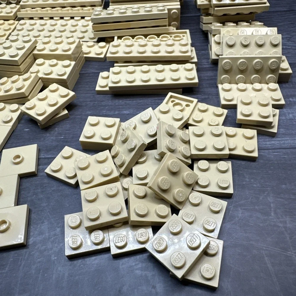 Lego Bulk Lot Of 134 Tan/ Beige Lego Plates Various Sizes
